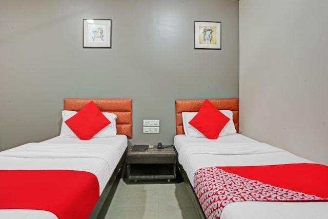 Hotel Amfahh - Andheri West Railway Station Mumbai Ngoại thất bức ảnh