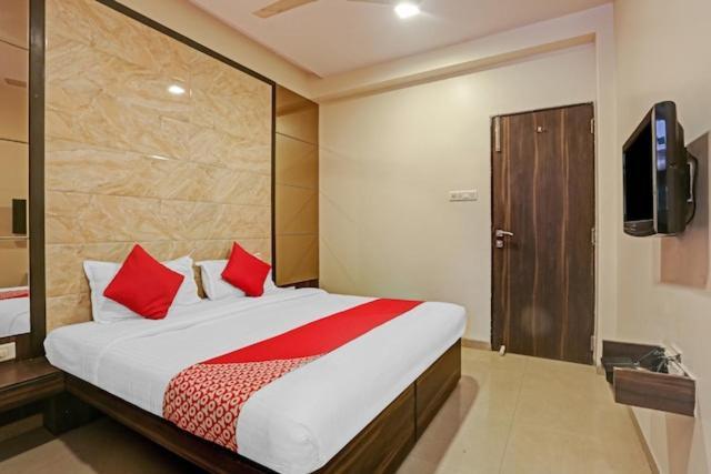 Hotel Amfahh - Andheri West Railway Station Mumbai Ngoại thất bức ảnh