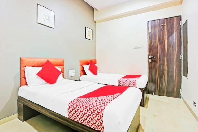 Hotel Amfahh - Andheri West Railway Station Mumbai Ngoại thất bức ảnh