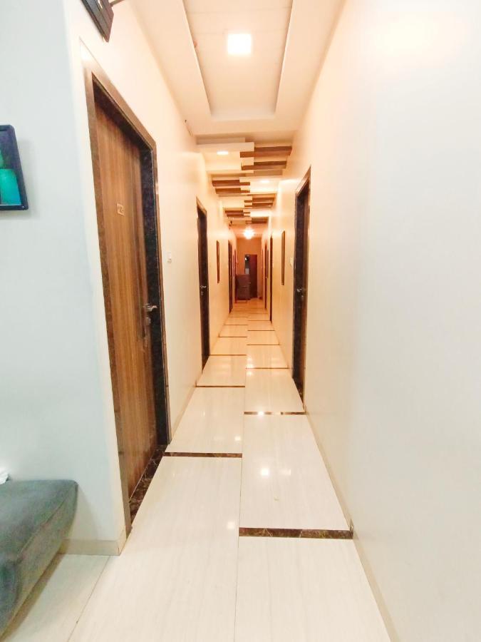 Hotel Amfahh - Andheri West Railway Station Mumbai Ngoại thất bức ảnh