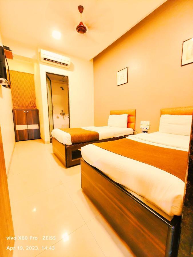 Hotel Amfahh - Andheri West Railway Station Mumbai Ngoại thất bức ảnh