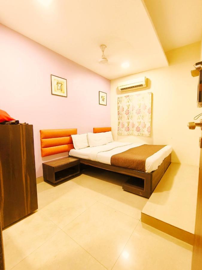 Hotel Amfahh - Andheri West Railway Station Mumbai Ngoại thất bức ảnh