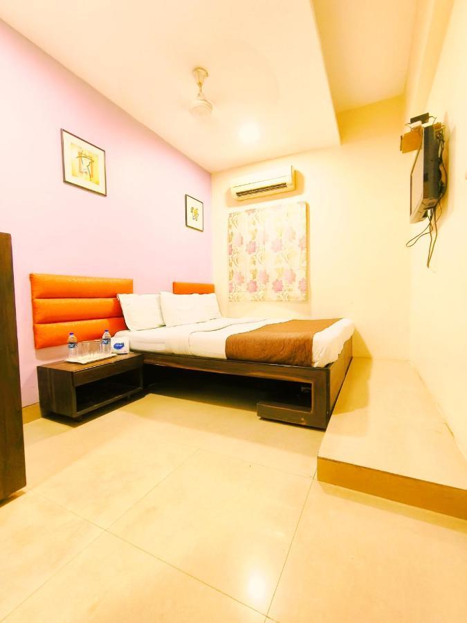 Hotel Amfahh - Andheri West Railway Station Mumbai Ngoại thất bức ảnh